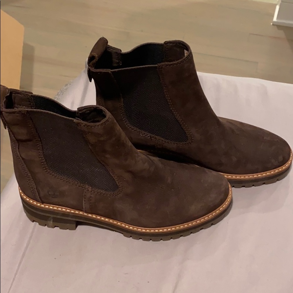 TIMBERLAND WOMEN'S COURMAYEUR VALLEY CHELSEA BOOTS